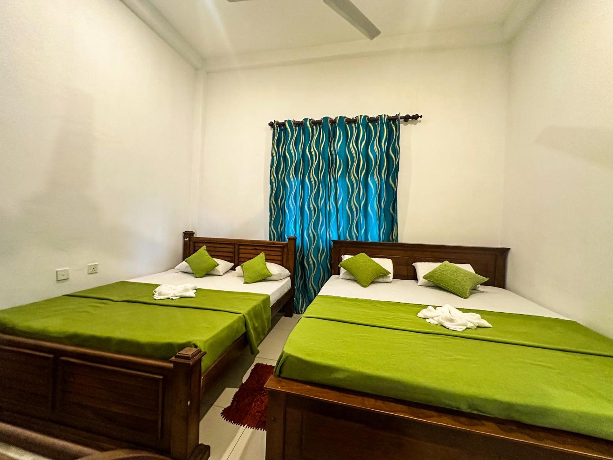 New Panda House Hotel Galle Kamer foto